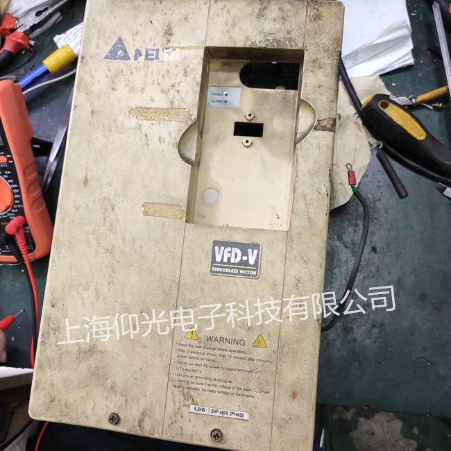 臺(tái)達(dá)變頻器維修VFD055V43A報(bào)OV過電壓修理 免費(fèi)檢測(cè)