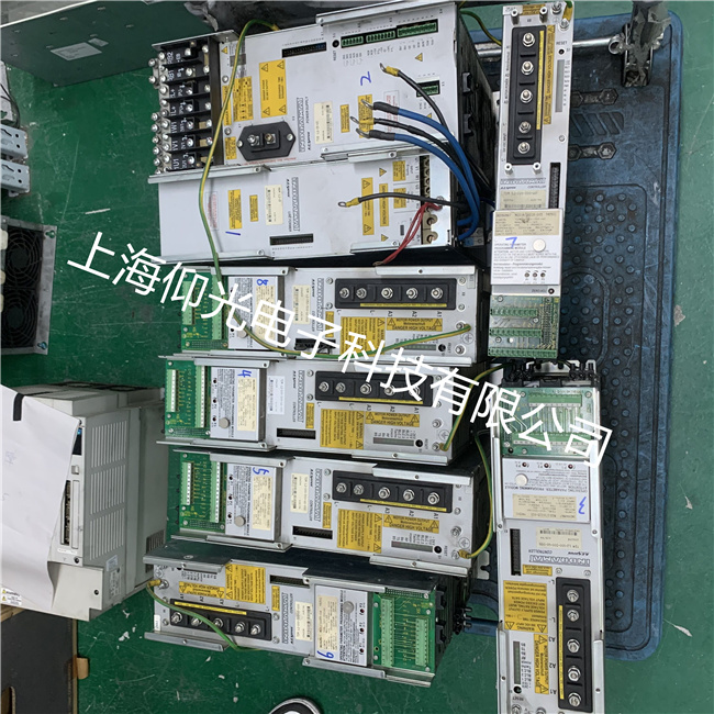 博士力士樂DMA85B1101-D伺服驅動器報F8057代碼專業(yè)維修