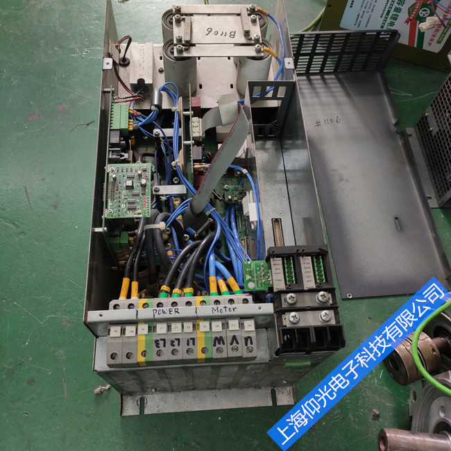 Baumuller包米勒驅(qū)動器維修BM4400報(bào)警顯示16/17修理方法
