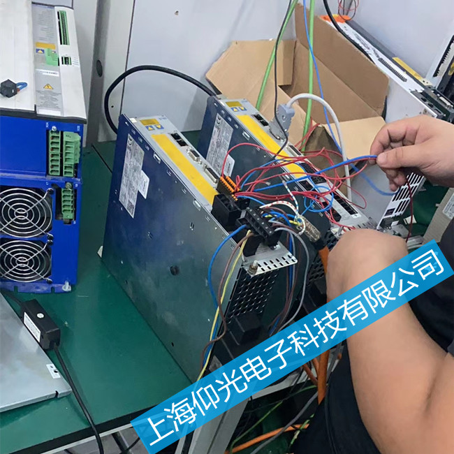 注塑機(jī)科爾摩根伺服驅(qū)動器報(bào)警F02維修