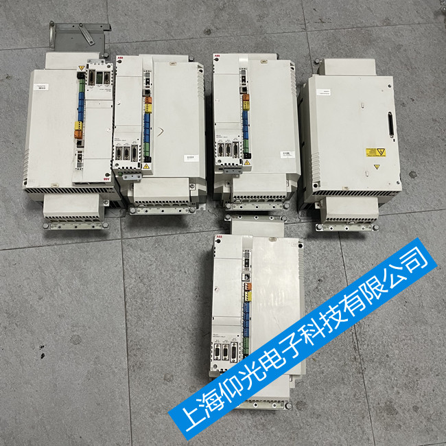 ABB MotiFlex e180伺服驅(qū)動(dòng)器維修開(kāi)機(jī)報(bào)警E1027