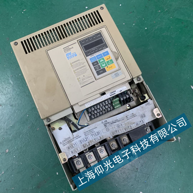歐姆龍變頻器3G3RV系列報(bào)警代碼顯示OCA過電流維修