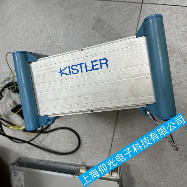 KISTLER奇石樂電荷放大器5070A12110顯示屏無顯示故障維修電話地址