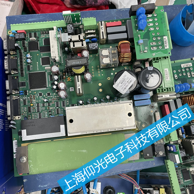 塑料行業(yè)科爾摩根伺服驅(qū)動器維修-Servostar601系列報警n09維修