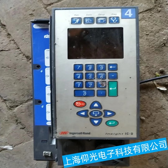 英格索蘭擰緊控制器上電無顯示故障維修檢測