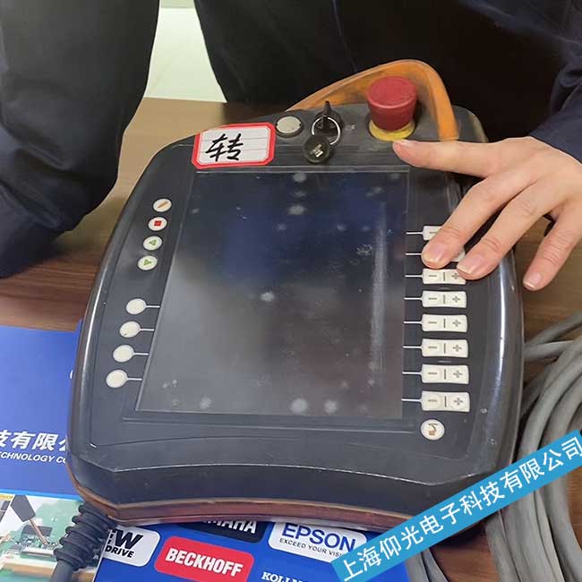 河北庫卡機(jī)器人示教器進(jìn)不了系統(tǒng)應(yīng)急開關(guān)損壞維修