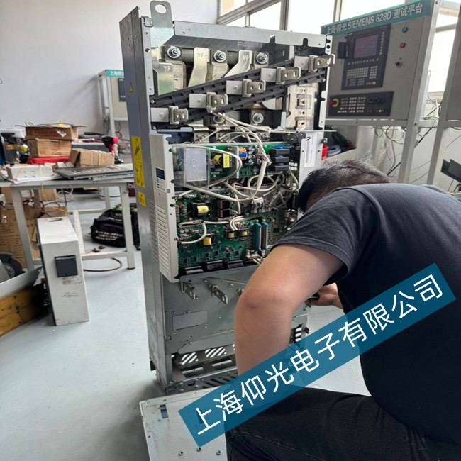 ����ABB ACS880׃�l����A6A4��ʾ늙C(j��)�~��ֵ늙C(j��)����(sh��)�O(sh��)���e�`���ϾS��