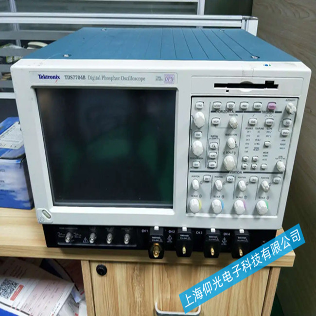 泰克 TDS7704B 示波器開機后自動關(guān)機故障維修方法